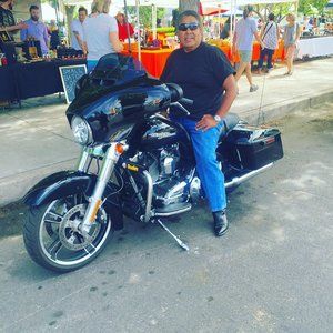 Meet your Posher, Diego